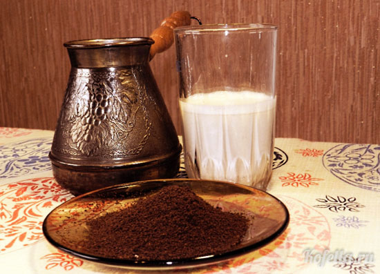 Кофе с халвой в турке